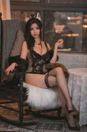 漂亮的岳母韩国_手机免费观看